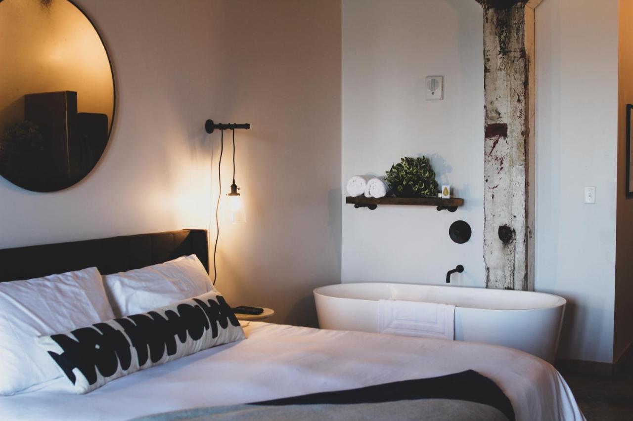 Bowline Hotel Асторія Екстер'єр фото