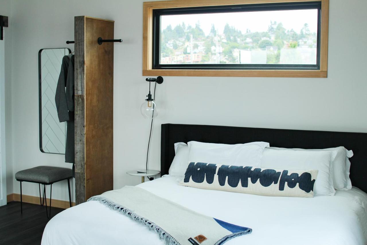 Bowline Hotel Асторія Екстер'єр фото